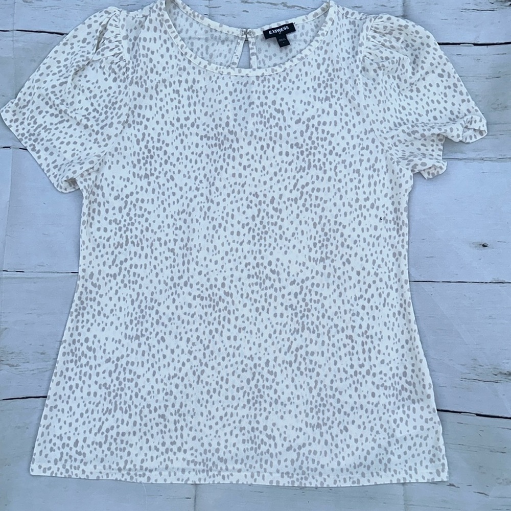 Women’s blouse